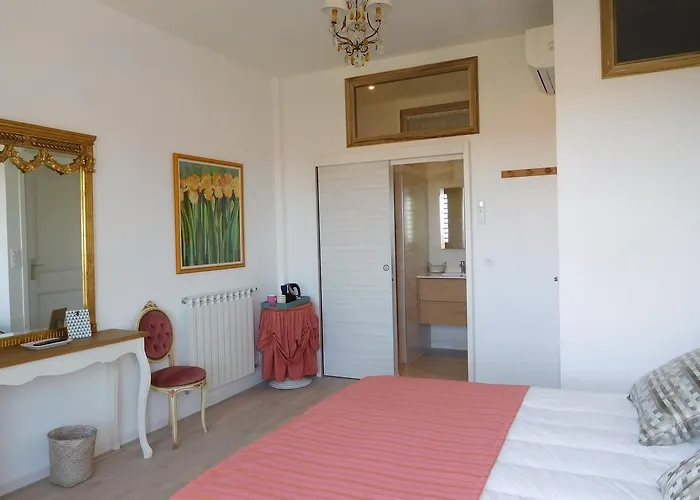 Bed & Breakfast Marguerite Hyères